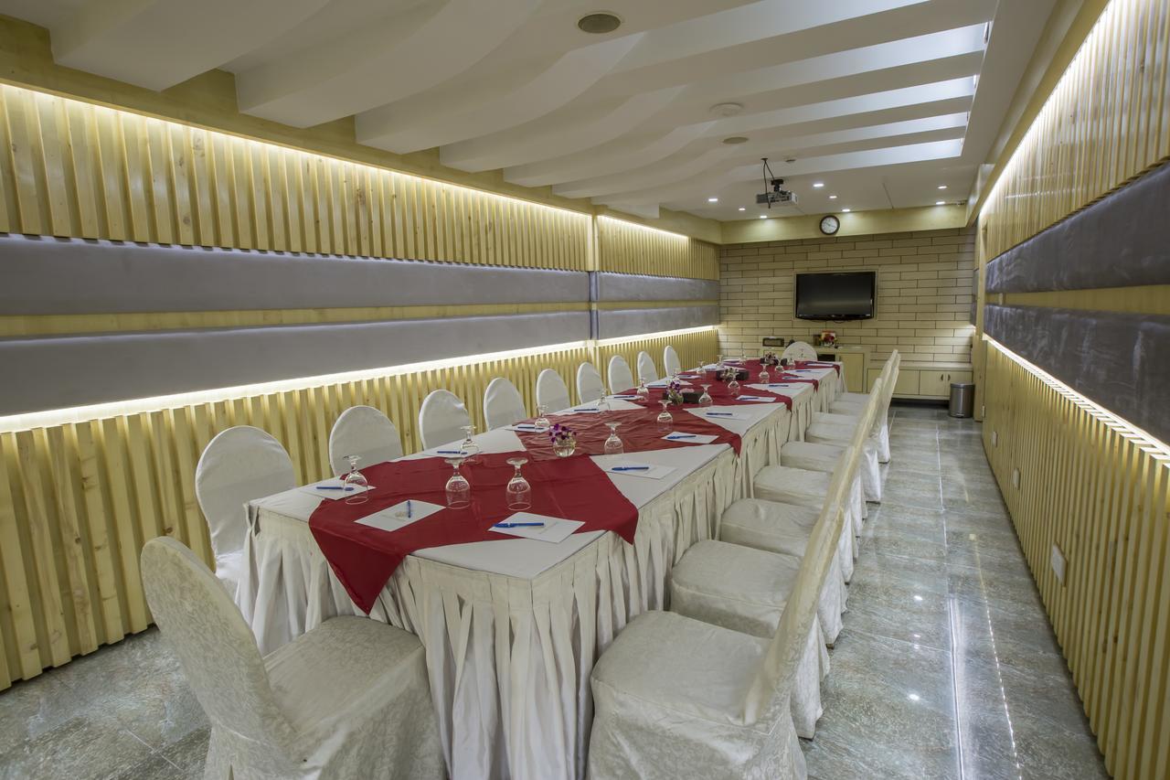 Ascott The Residence Dhaka Bagian luar foto